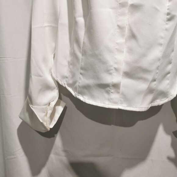 Button Down Blouse with Oversized Collar and Cuffs Size 1XL NWOT #192 - Picture 3 of 6